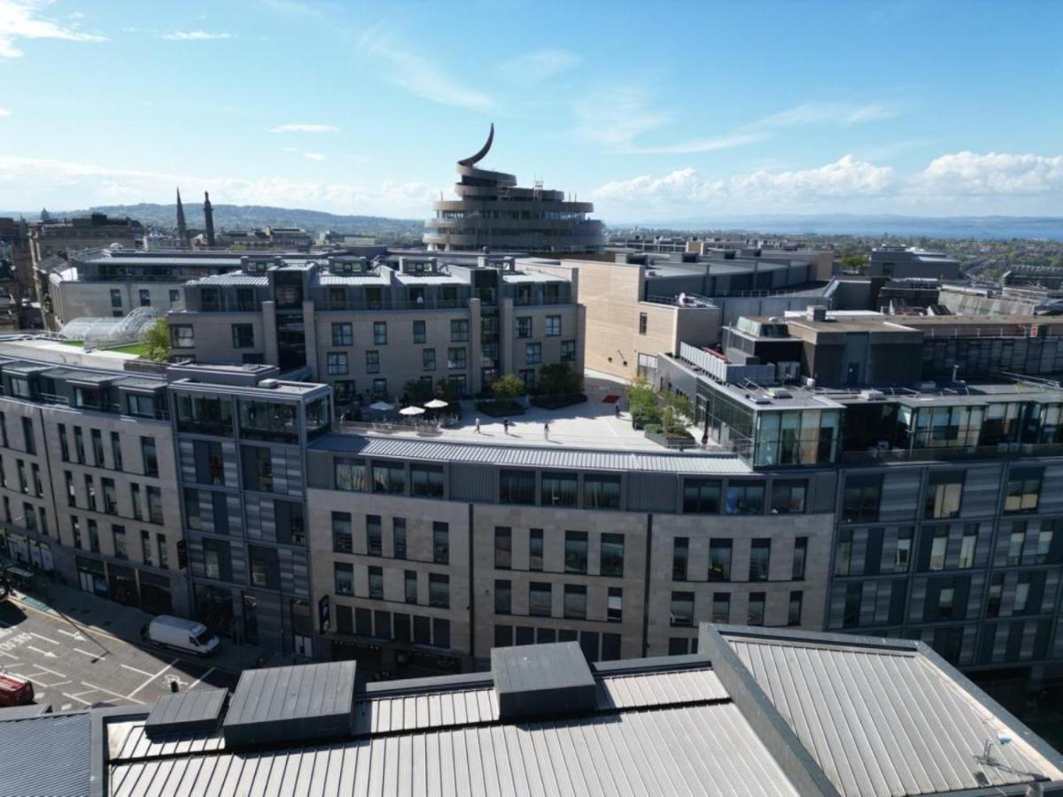 Aparthotel Roomzzz Edinburgh